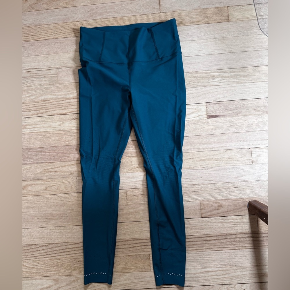 Lululemon leggings size 10 high rise